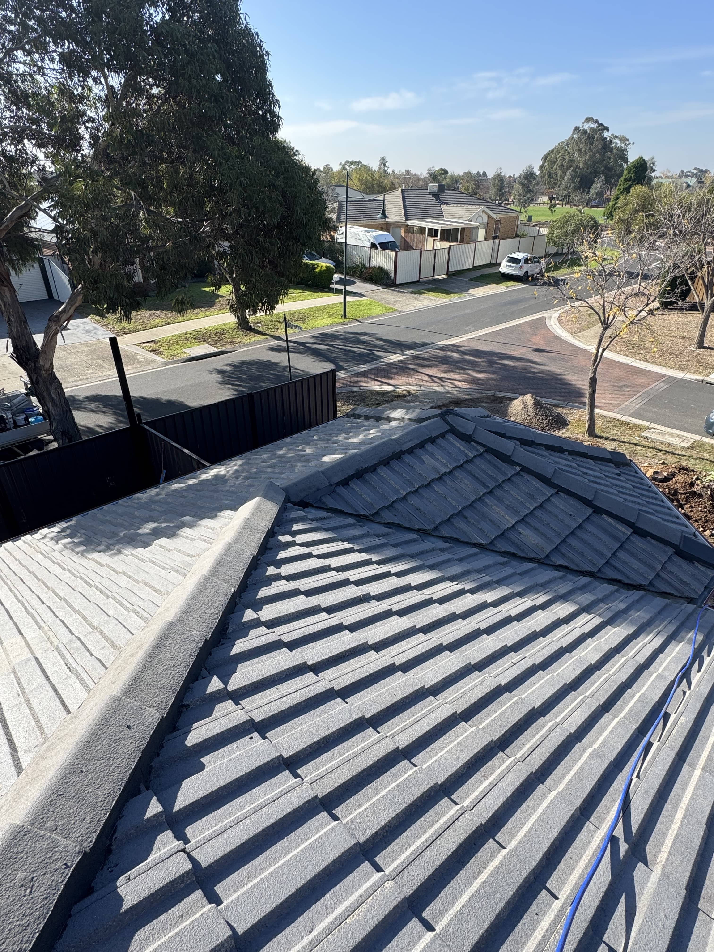 why choose bayside roof cleaning for concrete roof repainting