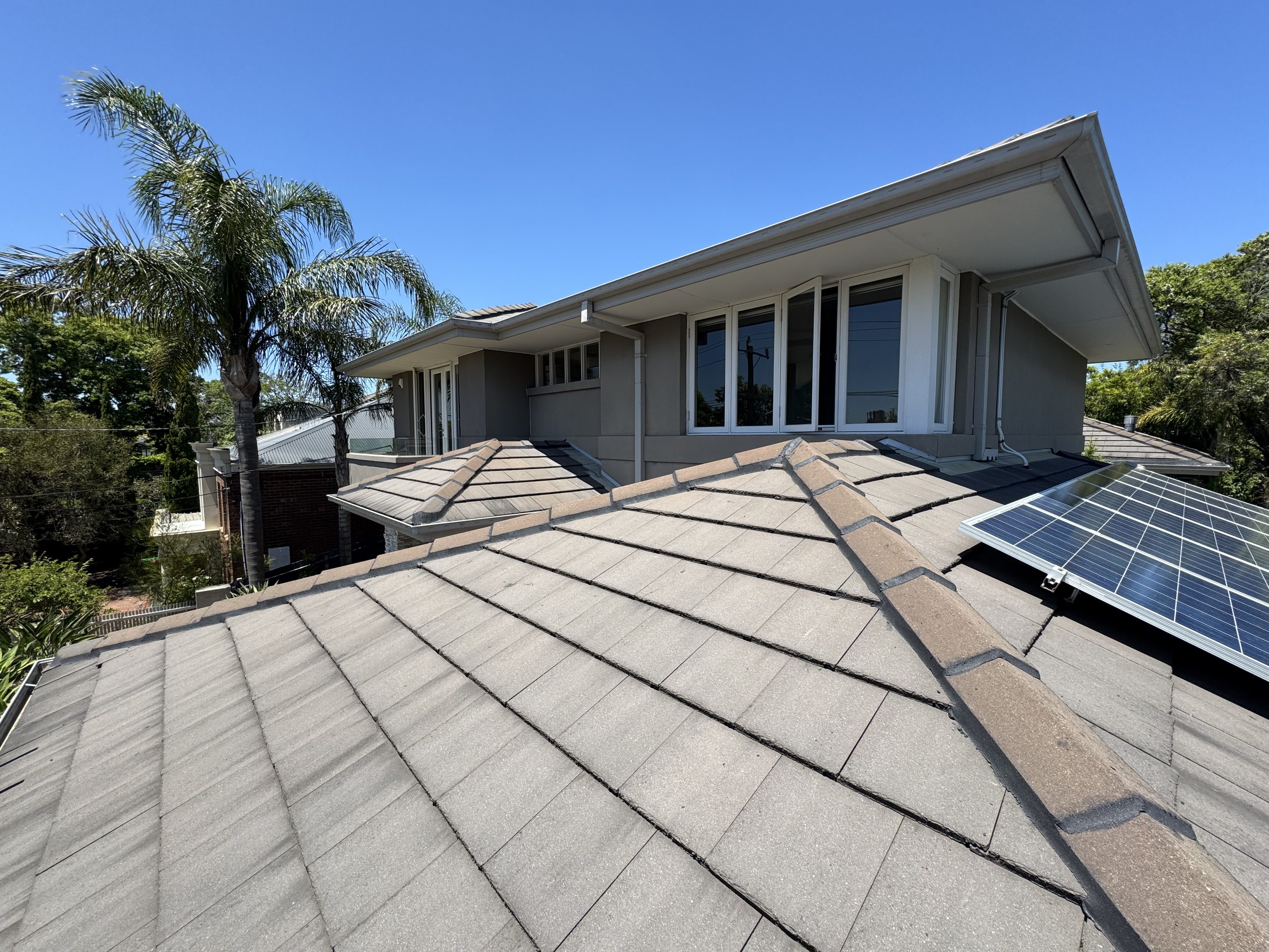 bayside roof cleaning ridge tile repointing melbourne